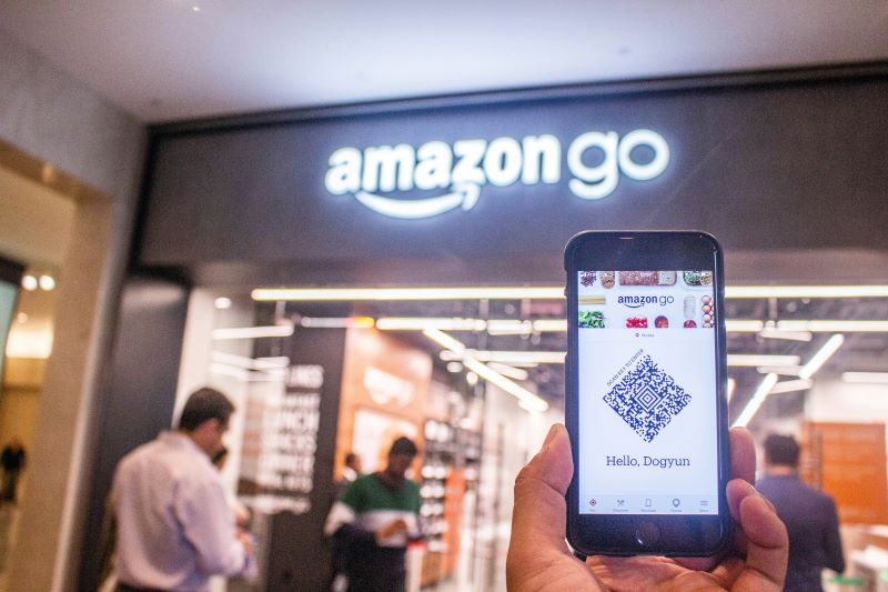 Imagen de Amazon Go en un artÃ­culo sobre quiÃ©n es Jeff Bezos