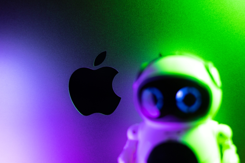 logo apple y el robot de apple