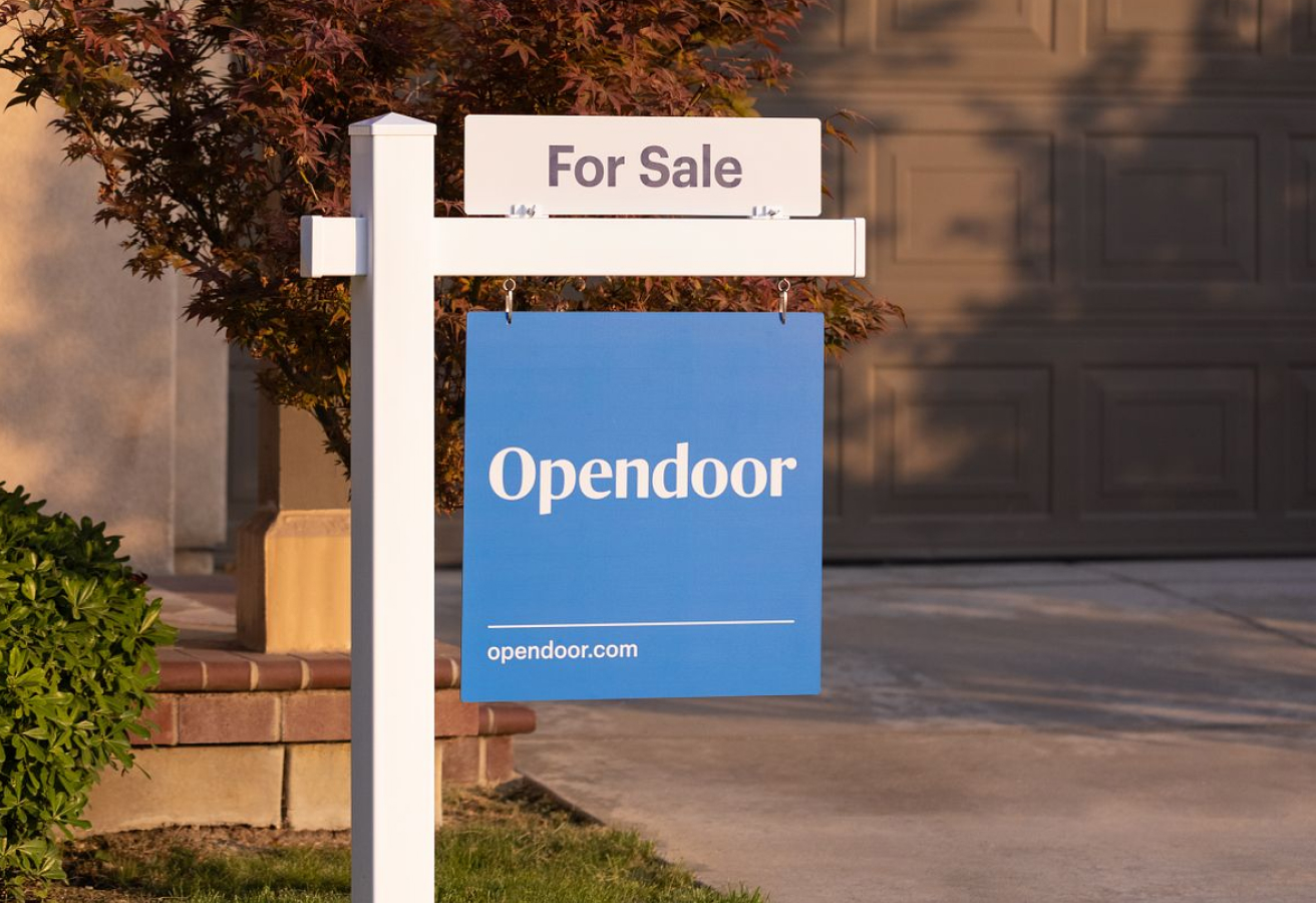 Opendoor company placa de venta de una casa