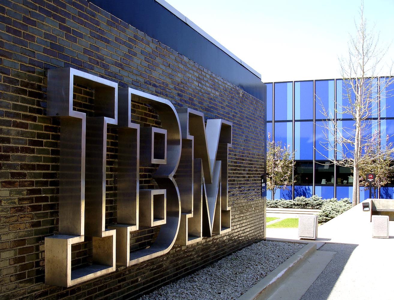 Entrada de la oficina de IBM