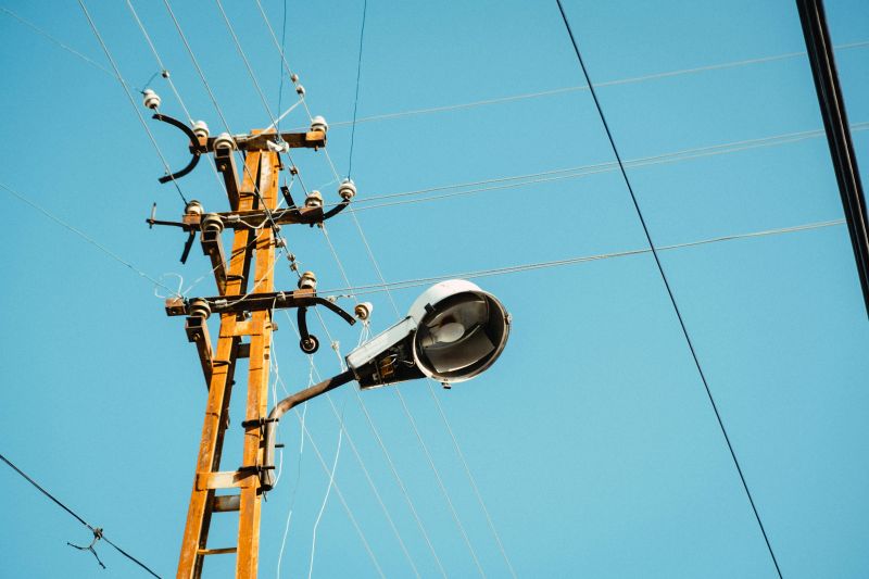 Cable de luz eléctrica en un artÃculo sobre las acciones de Endesa