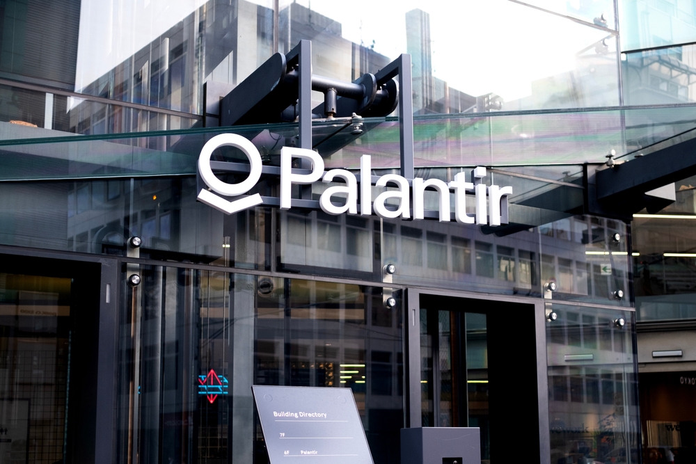 Exterior de la oficina de Palantir en Tokio. Palantir es una empresa de software de analisis de big dat