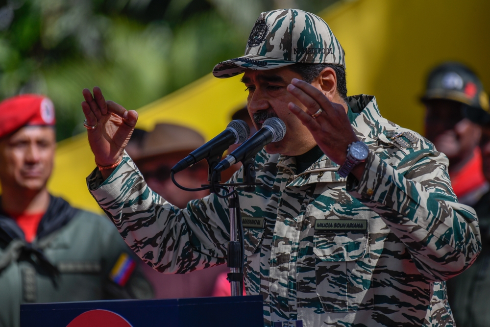 Nicolas Maduro habla durante un mitin 