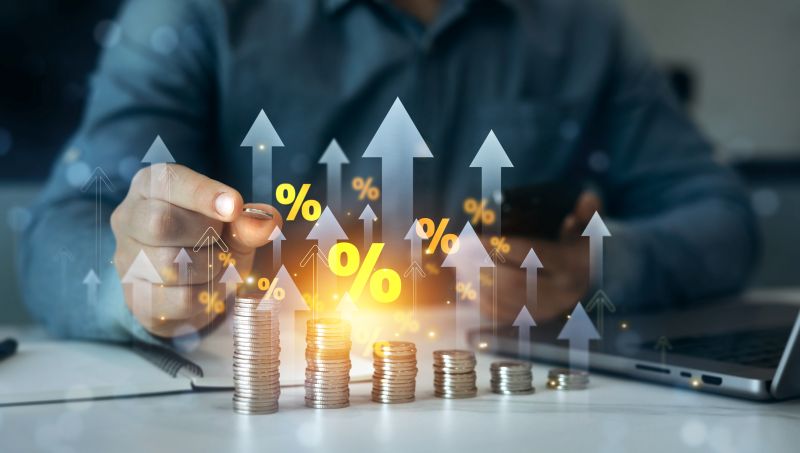 Imagen de un inversor en un artÃ­culo sobre en quÃ© invertir 1000 euros