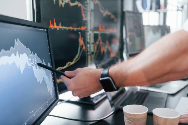 Chartmuster erkennen und richtig nutzen: Der Guide für Trader
