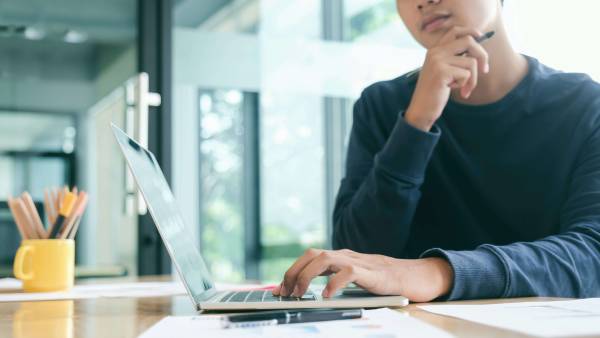 Wie kann man Trading lernen? Dein Guide für den erfolgreichen Einstieg