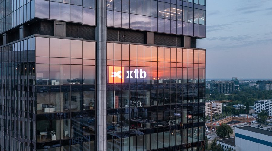 XTB logo on skyscraperâs window