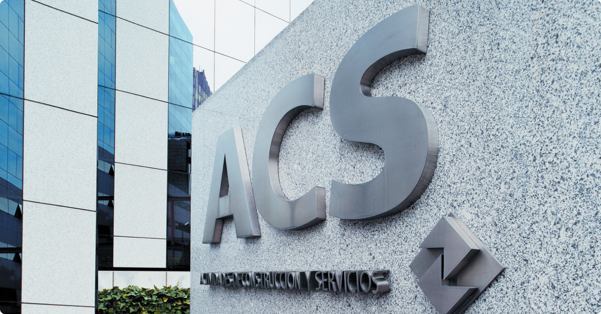 Imagen del logo de ACS en una noticia sobre quÃ© es Criteria Caixa y sus Ãºltimas compras