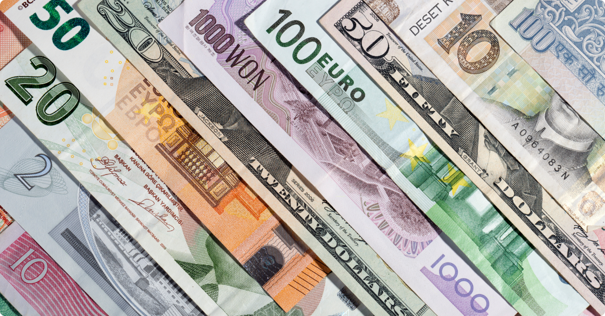 Imagen de billetes en un artÃ­culo sobre quÃ© son los bonos