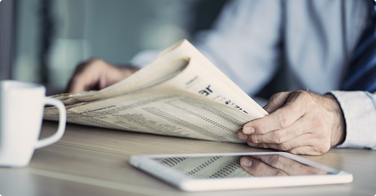 Imagen de un inversor en un artÃ­culo sobre 5 ideas para invertir dinero en 2024