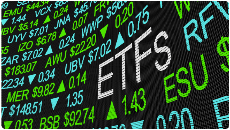 une compilation de mots Â« ETF Â», de chiffres et de flÃ¨ches reconstituant des cotations boursiÃ¨res