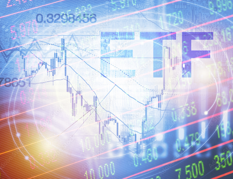 Inscription au FNB surlignÃ©e d'une lumiÃ¨re bleuÃ¢tre et graphique boursier en arriÃ¨re-plan.